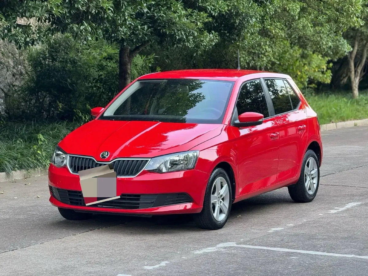 2017 Skoda Fabia 1.4L 90HP L4 6AT,autocango,china used car exporter,china ev exporter,chinese used car exporter,chinese used ev exporter