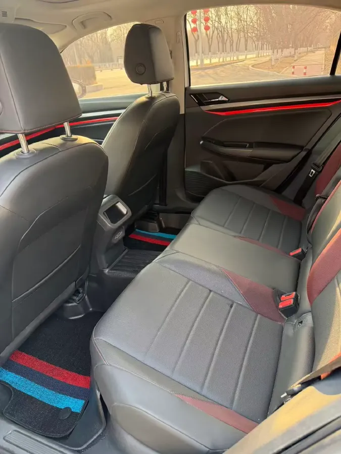 2019 Bestune T77 1.2T 143HP L4 7DCT,autocango,china used car exporter,china ev exporter,chinese used car exporter,chinese used ev exporter