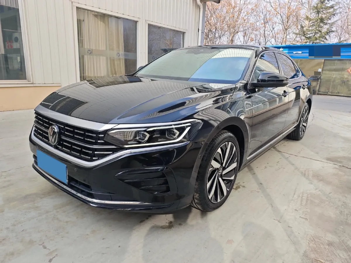 2023 Volkswagen Passat 2.0T 186HP L4 7DCT,autocango,china used car exporter,china ev exporter,chinese used car exporter,chinese used ev exporter