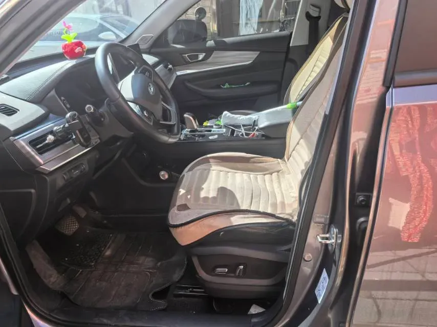 2021 Chery Tiggo 8 2.0T 254HP L4 7DCT,autocango,china used car exporter,china ev exporter,chinese used car exporter,chinese used ev exporter