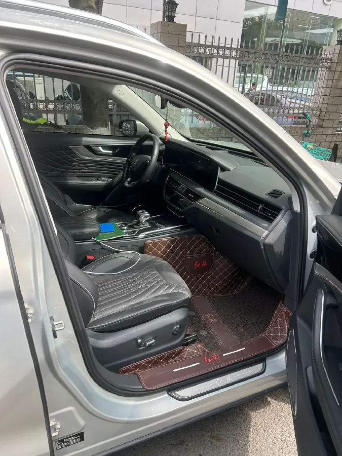 2022 HongQi HS5 2.0T 224HP L4 6AT,autocango,china used car exporter,china ev exporter,chinese used car exporter,chinese used ev exporter