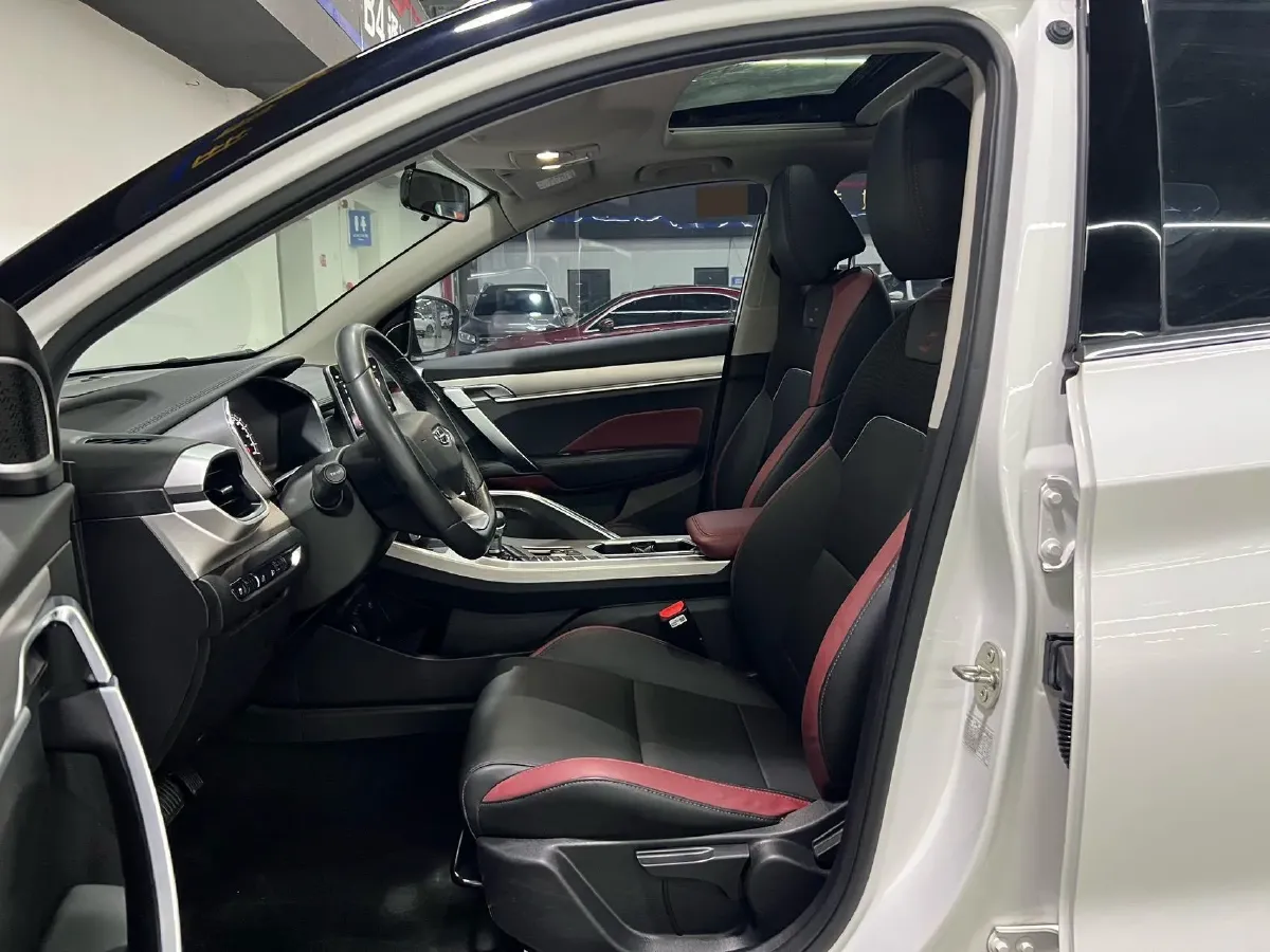 2021 Geely Coolray 1.4T 141HP L4 6DCT,autocango,china used car exporter,china ev exporter,chinese used car exporter,chinese used ev exporter