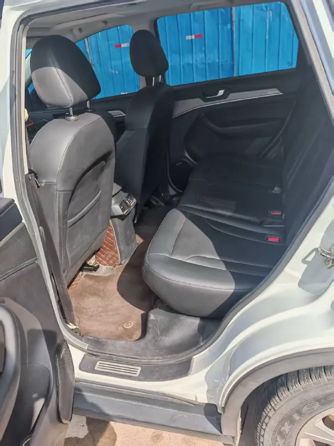 2018 Haval H6 1.5T 150HP L4 6MT,autocango,china used car exporter,china ev exporter,chinese used car exporter,chinese used ev exporter