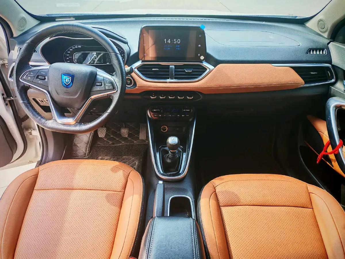 2017 BaoJun 510 1.5L 112HP L4 6MT,autocango,china used car exporter,china ev exporter,chinese used car exporter,chinese used ev exporter