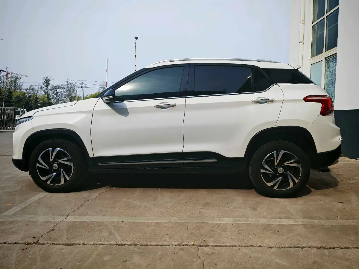 2017 BaoJun 510 1.5L 112HP L4 6MT,autocango,china used car exporter,china ev exporter,chinese used car exporter,chinese used ev exporter