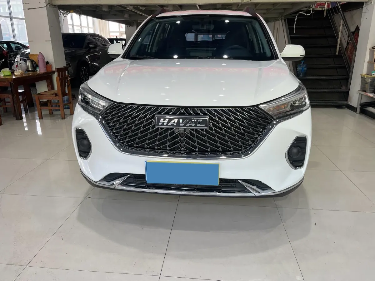 2021 Haval M6 1.5T 150HP L4 7DCT,autocango,china used car exporter,china ev exporter,chinese used car exporter,chinese used ev exporter