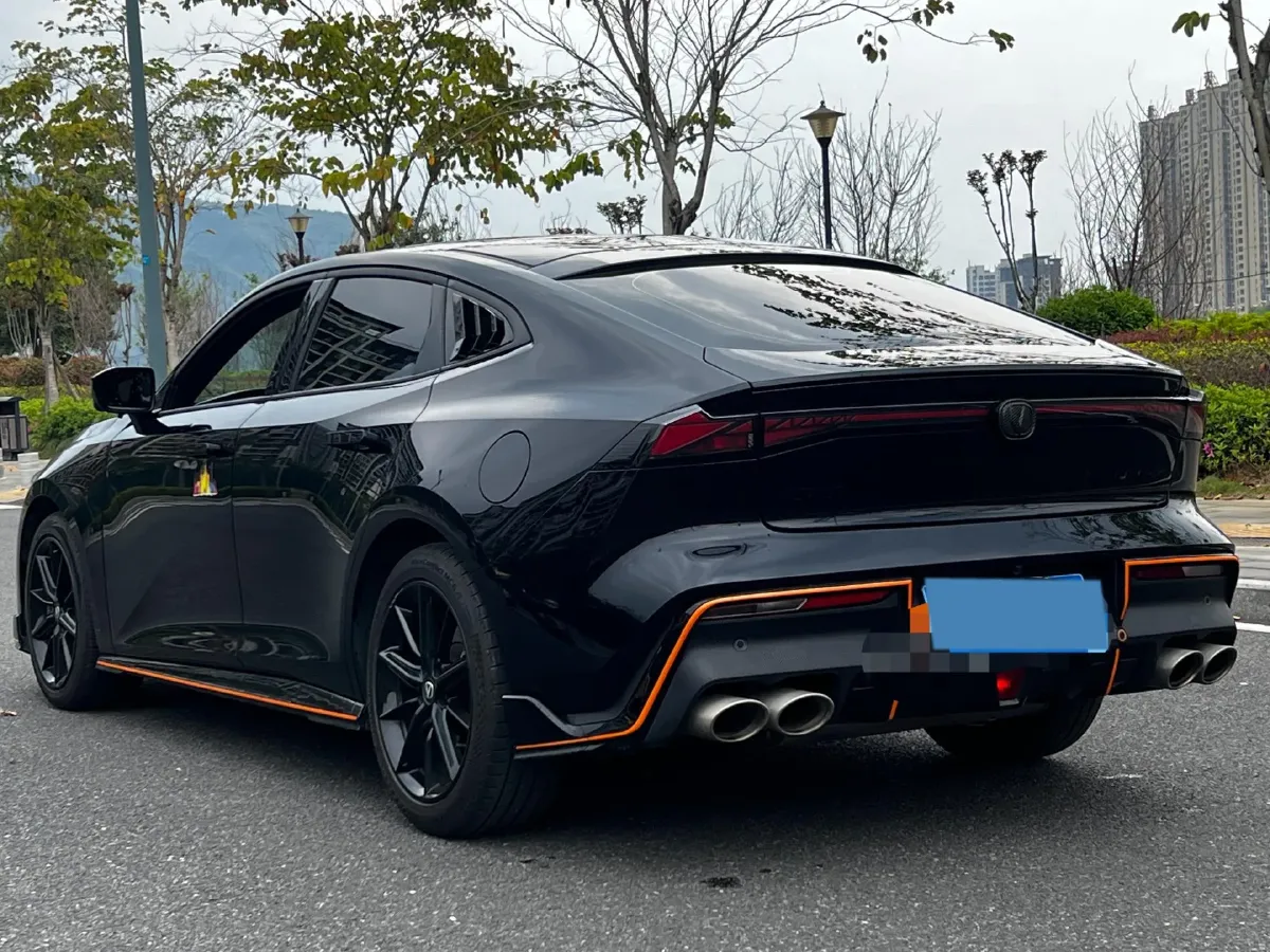 2023 ChangAn UNI-V 2.0T 233HP L4 8AT,autocango,china used car exporter,china ev exporter,chinese used car exporter,chinese used ev exporter