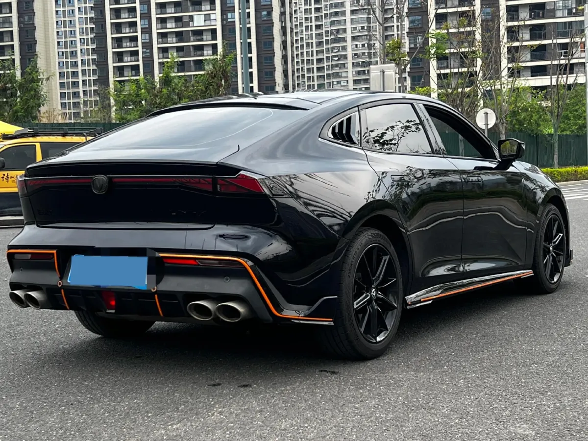 2023 ChangAn UNI-V 2.0T 233HP L4 8AT,autocango,china used car exporter,china ev exporter,chinese used car exporter,chinese used ev exporter