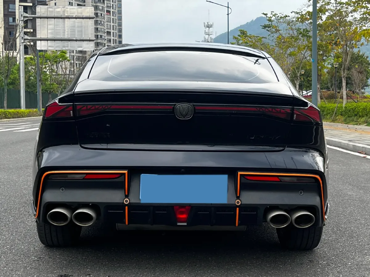 2023 ChangAn UNI-V 2.0T 233HP L4 8AT,autocango,china used car exporter,china ev exporter,chinese used car exporter,chinese used ev exporter