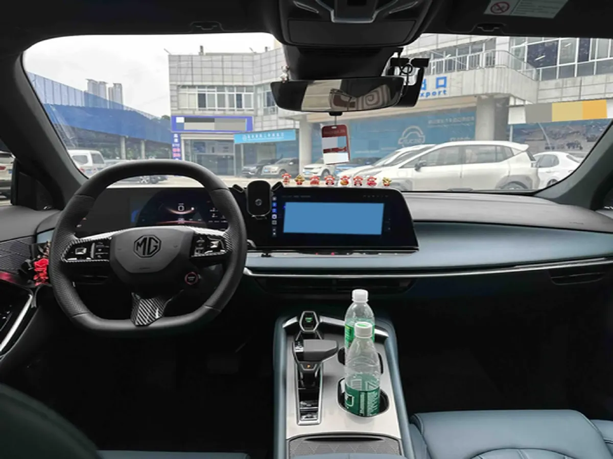 2025 MG 7 1.5T 188HP L4 7DCT,autocango,china used car exporter,china ev exporter,chinese used car exporter,chinese used ev exporter
