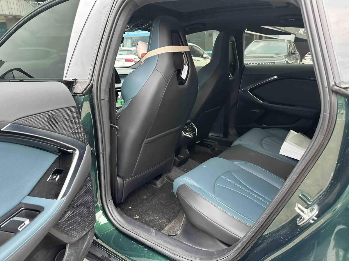 2025 MG 7 1.5T 188HP L4 7DCT,autocango,china used car exporter,china ev exporter,chinese used car exporter,chinese used ev exporter