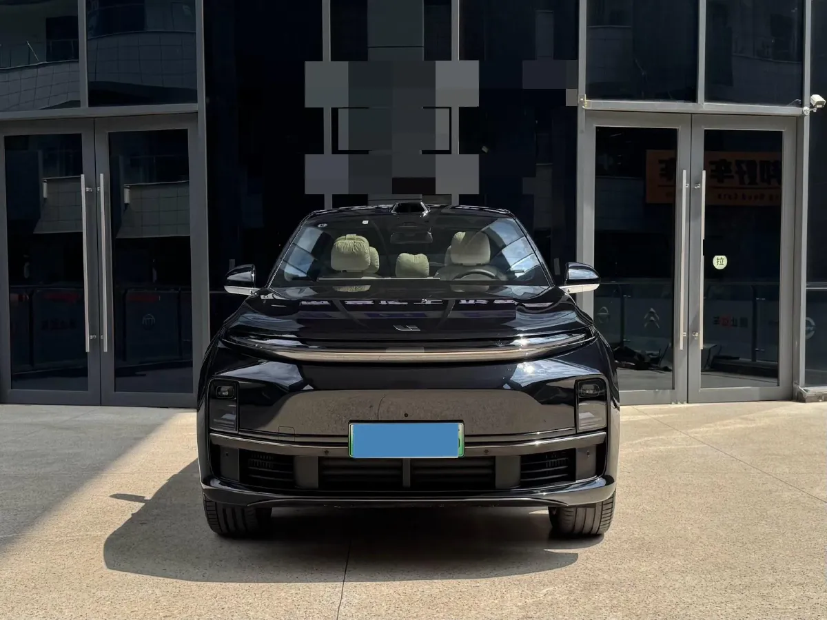 2024 Li L8 Range Extended 154HP REEV 42.8KWH,autocango,china used car exporter,china ev exporter,chinese used car exporter,chinese used ev exporter