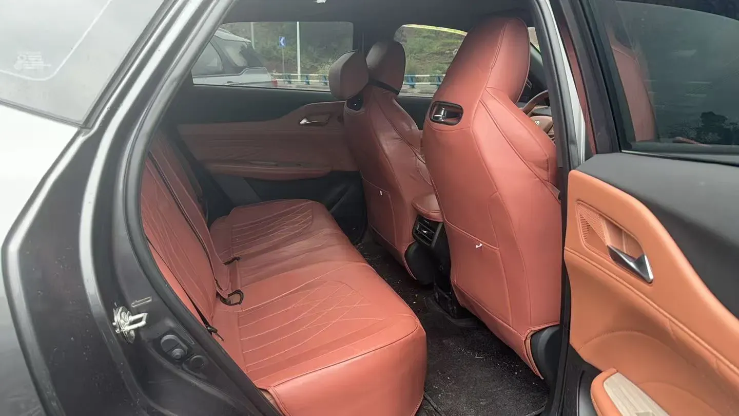 2024 ChangAn UNI-Z 1.5L 98HP L4 E-CVT PHEV 18.4KWH,autocango,china used car exporter,china ev exporter,chinese used car exporter,chinese used ev exporter