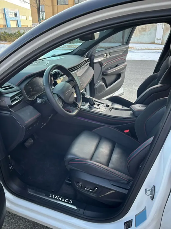 2020 LYNK&CO 05 2.0T 254HP L4 8AT,autocango,china used car exporter,china ev exporter,chinese used car exporter,chinese used ev exporter