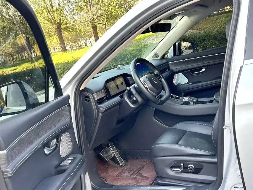 2022 AITO AITO M5 Range Extended 125HP REEV 40KWH,autocango,china used car exporter,china ev exporter,chinese used car exporter,chinese used ev exporter