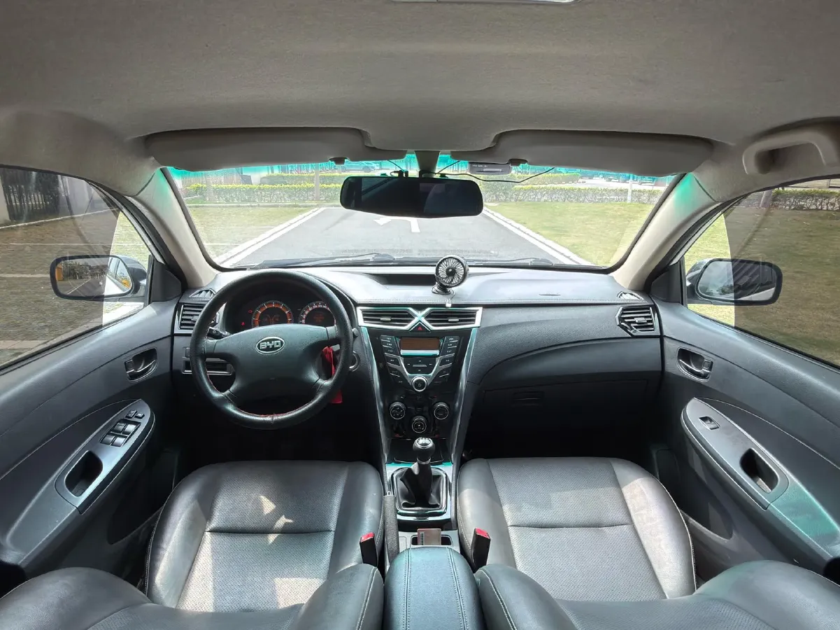 2020 BYD F3 1.5L 109HP L4 5MT,autocango,china used car exporter,china ev exporter,chinese used car exporter,chinese used ev exporter