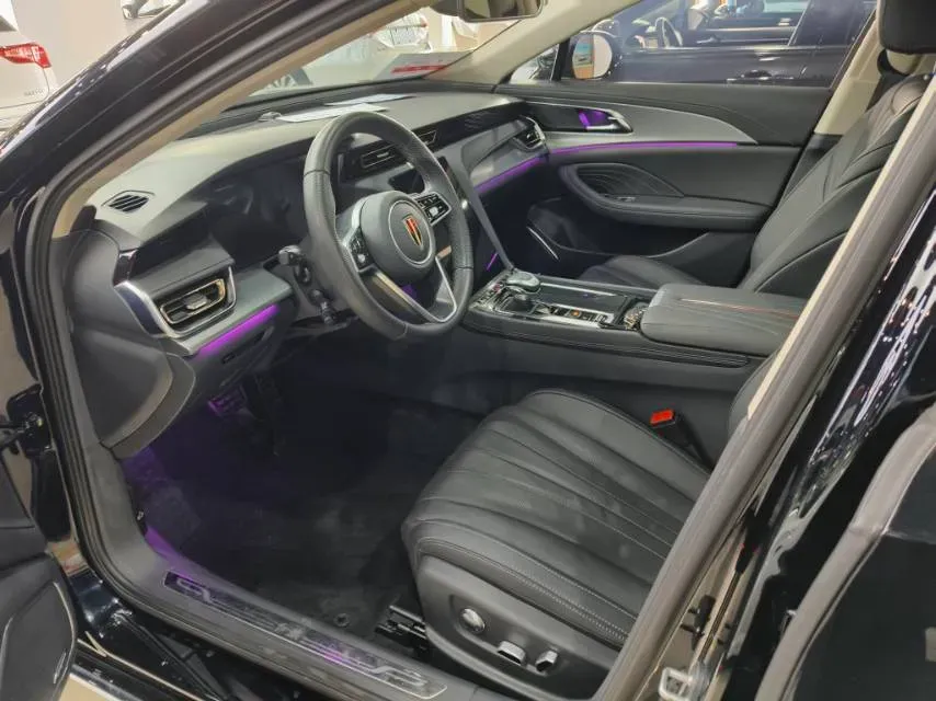 2024 HongQi H5 2.0T 224HP L4 8AT,autocango,china used car exporter,china ev exporter,chinese used car exporter,chinese used ev exporter