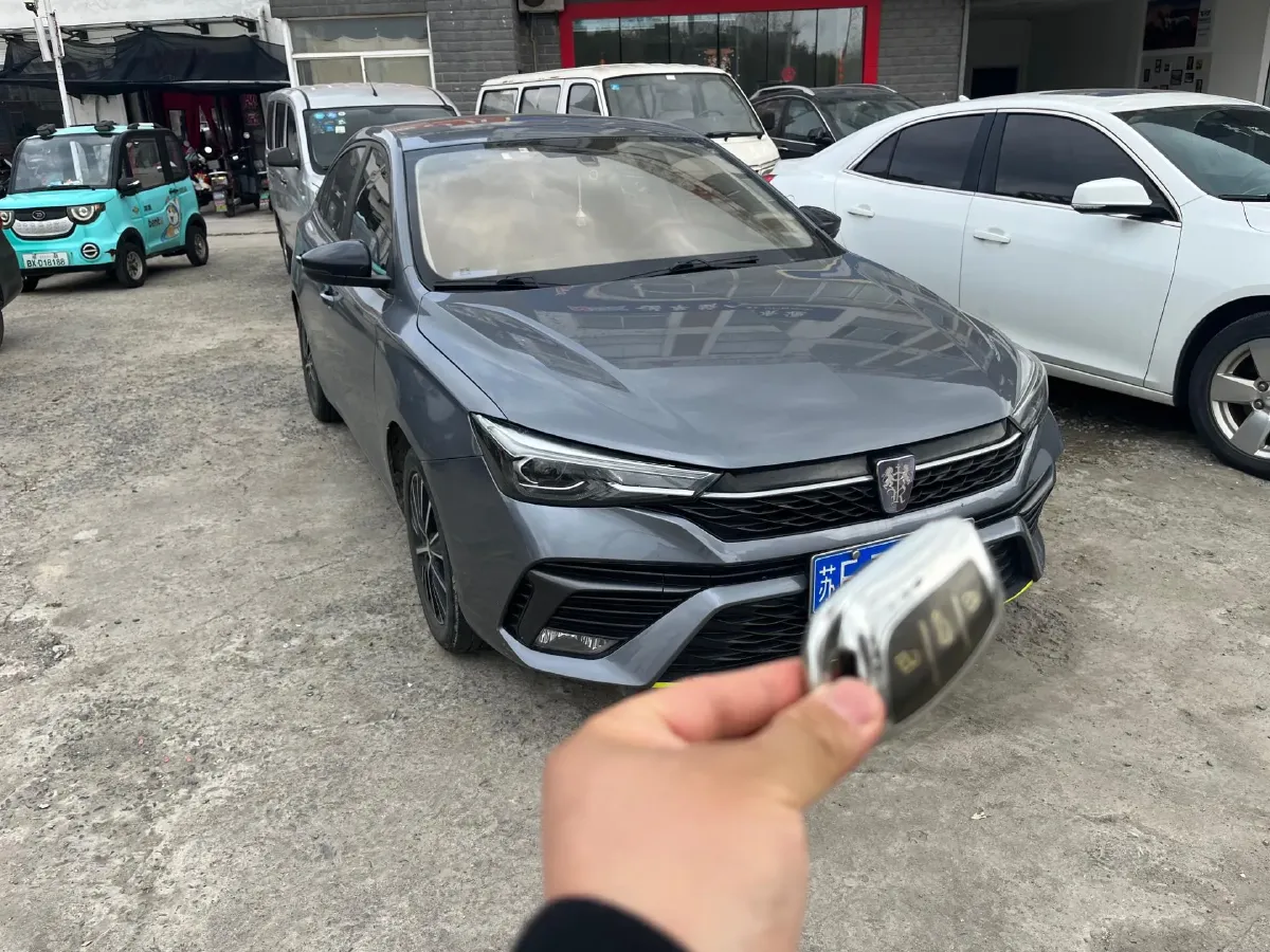 2021 Roewe i5 1.5L 120HP L4 CVT,autocango,china used car exporter,china ev exporter,chinese used car exporter,chinese used ev exporter