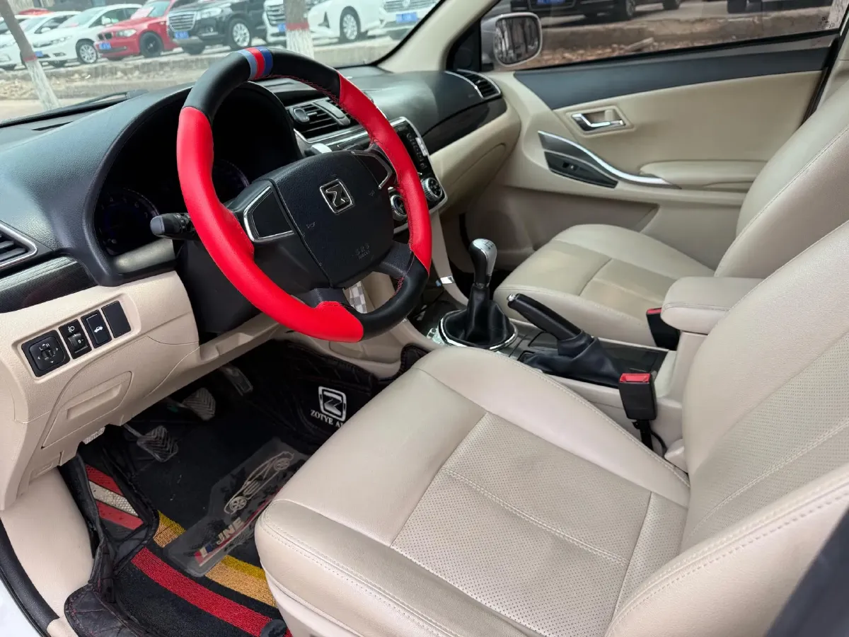 2016 Zotye Z300 1.5L 113HP L4 5MT,autocango,china used car exporter,china ev exporter,chinese used car exporter,chinese used ev exporter