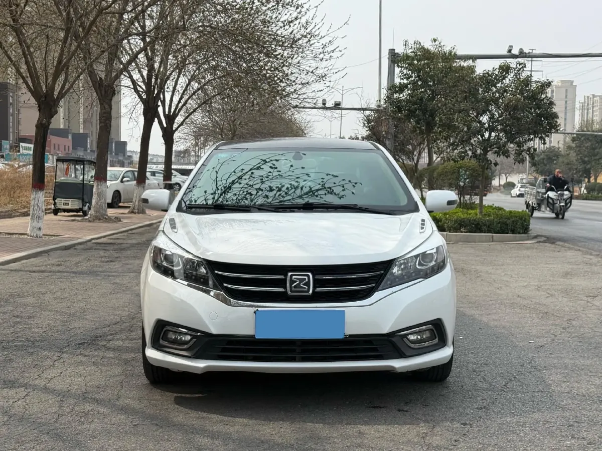 2016 Zotye Z300 1.5L 113HP L4 5MT,autocango,china used car exporter,china ev exporter,chinese used car exporter,chinese used ev exporter