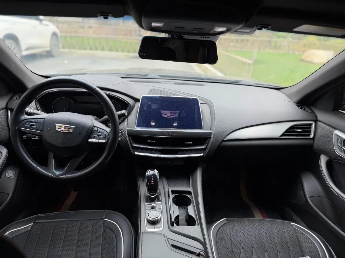 2022 Cadillac CT5 2.0T 237HP L4 10AT,autocango,china used car exporter,china ev exporter,chinese used car exporter,chinese used ev exporter