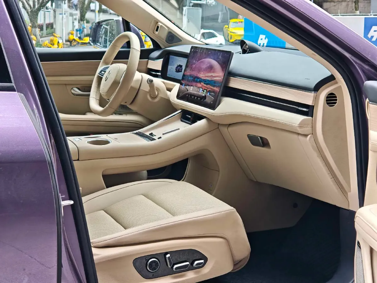 2025 AITO AITO M5 1.5T 152HP L4 REEV 42KWH,autocango,china used car exporter,china ev exporter,chinese used car exporter,chinese used ev exporter