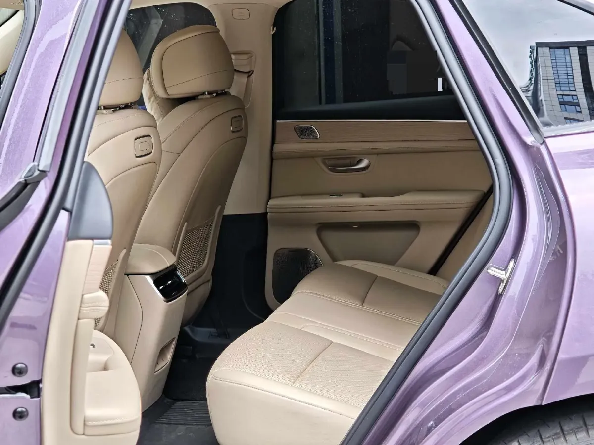 2025 AITO AITO M5 1.5T 152HP L4 REEV 42KWH,autocango,china used car exporter,china ev exporter,chinese used car exporter,chinese used ev exporter