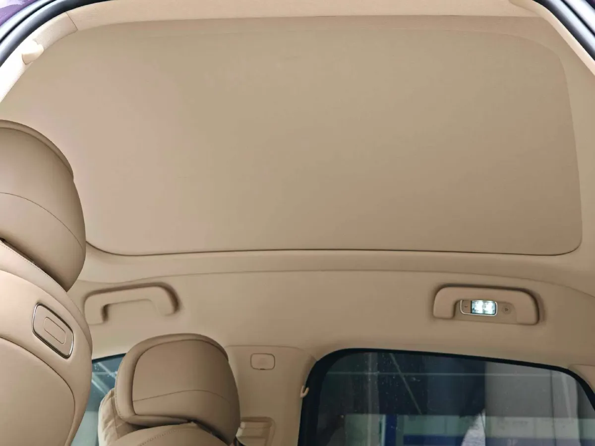 2025 AITO AITO M5 1.5T 152HP L4 REEV 42KWH,autocango,china used car exporter,china ev exporter,chinese used car exporter,chinese used ev exporter