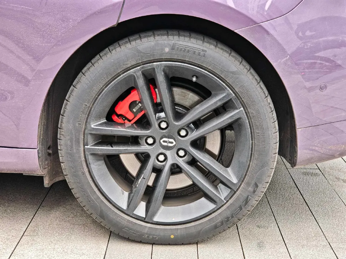 2025 AITO AITO M5 1.5T 152HP L4 REEV 42KWH,autocango,china used car exporter,china ev exporter,chinese used car exporter,chinese used ev exporter