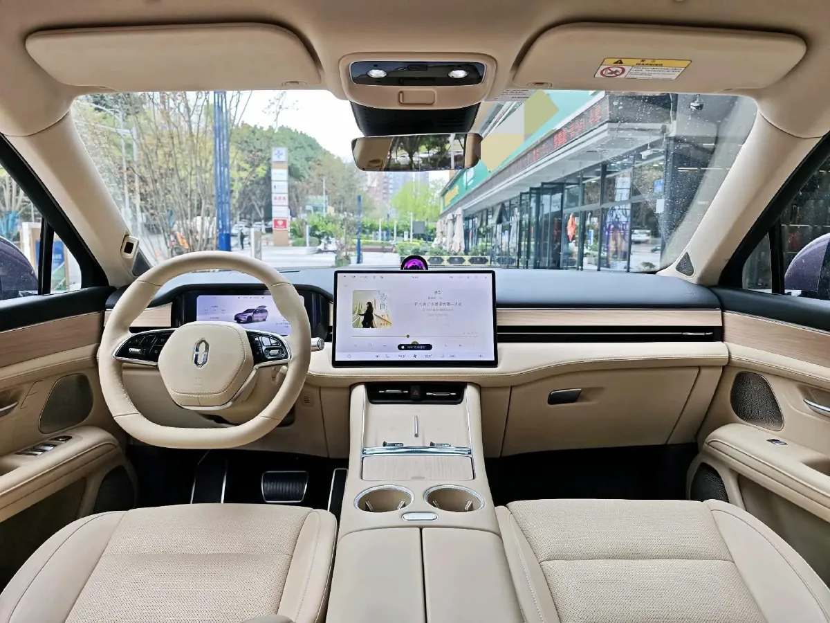 2025 AITO AITO M5 1.5T 152HP L4 REEV 42KWH,autocango,china used car exporter,china ev exporter,chinese used car exporter,chinese used ev exporter