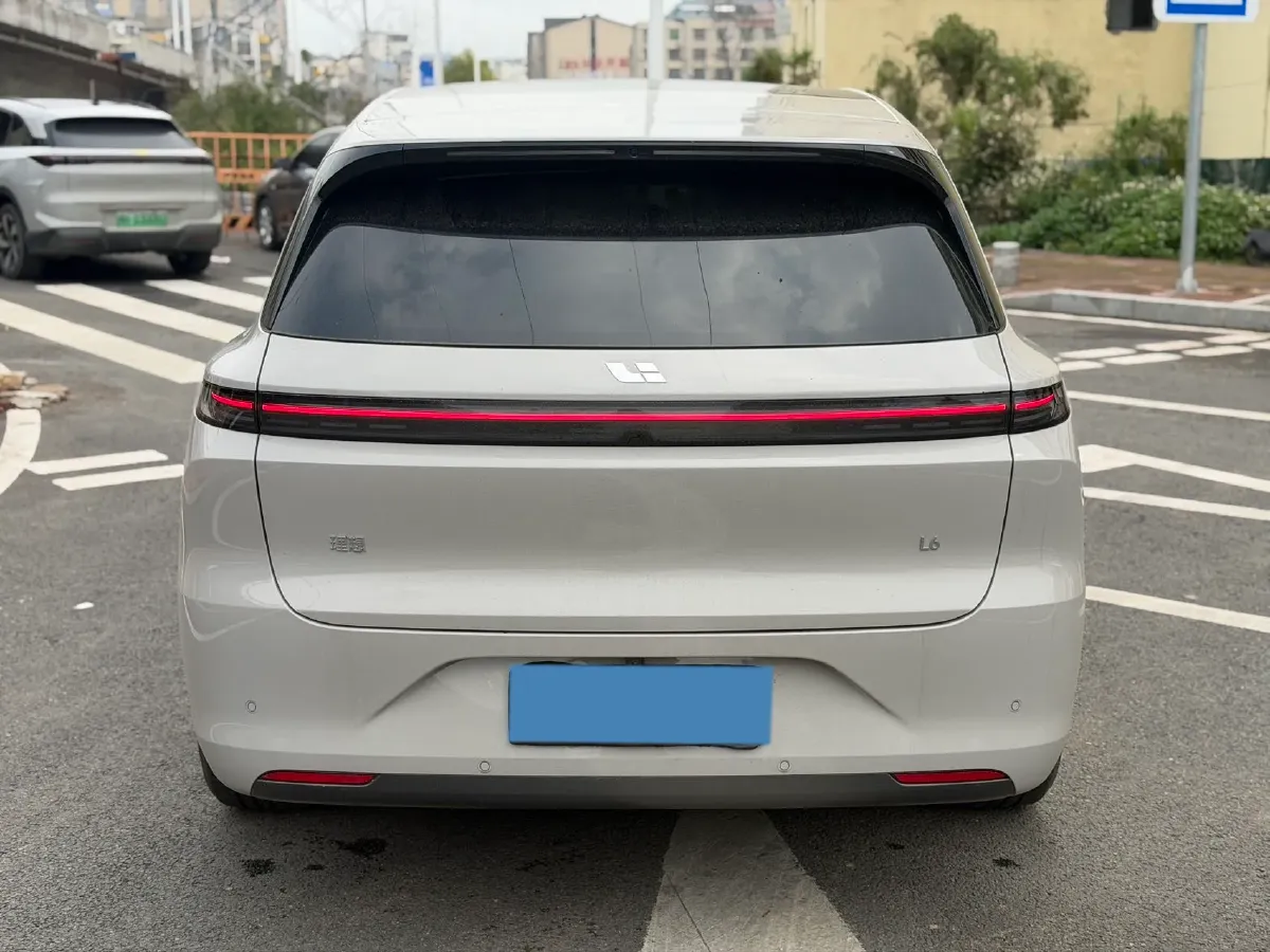 2024 Li L6 Range Extended 154HP L4 REEV 36.8KWH,autocango,china used car exporter,china ev exporter,chinese used car exporter,chinese used ev exporter