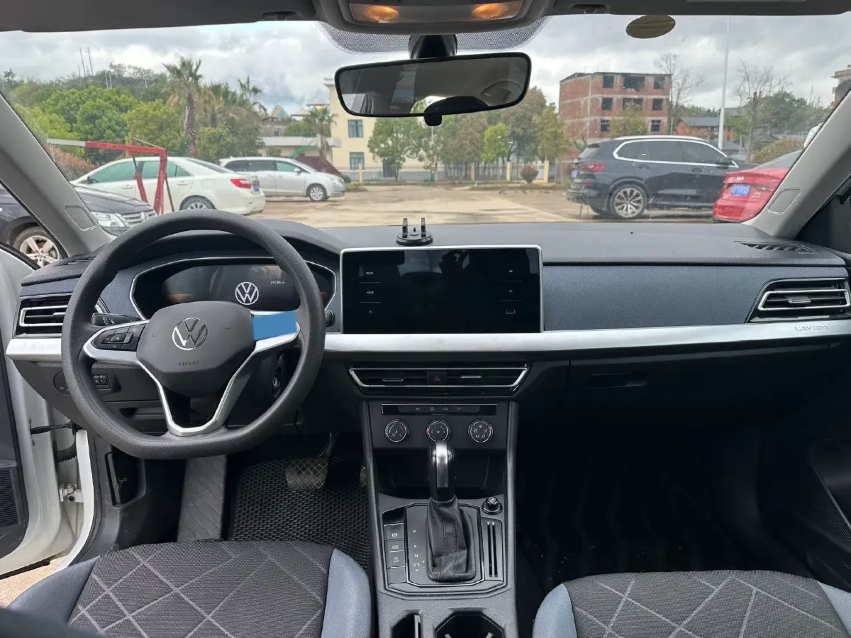 2023 Volkswagen Lavida 1.5L 113HP L4 6AT,autocango,china used car exporter,china ev exporter,chinese used car exporter,chinese used ev exporter