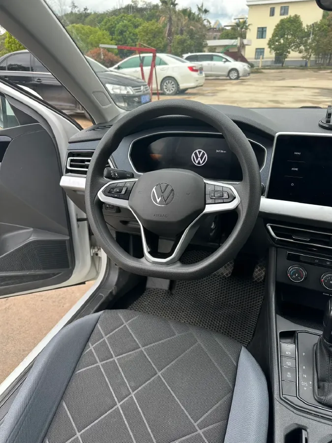 2023 Volkswagen Lavida 1.5L 113HP L4 6AT,autocango,china used car exporter,china ev exporter,chinese used car exporter,chinese used ev exporter