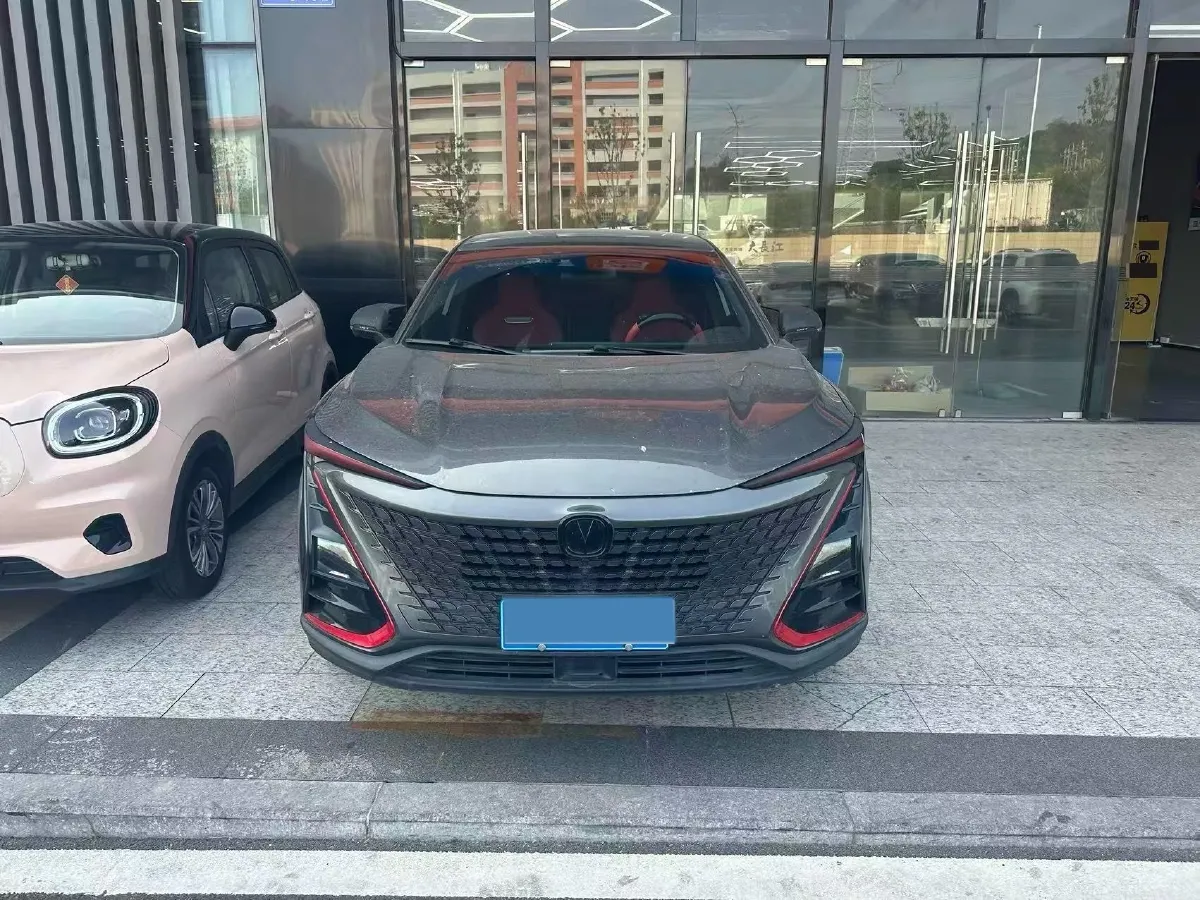 2020 ChangAn UNI-T 1.5T 180HP L4 7DCT,autocango,china used car exporter,china ev exporter,chinese used car exporter,chinese used ev exporter