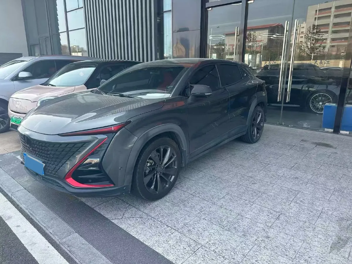 2020 ChangAn UNI-T 1.5T 180HP L4 7DCT,autocango,china used car exporter,china ev exporter,chinese used car exporter,chinese used ev exporter