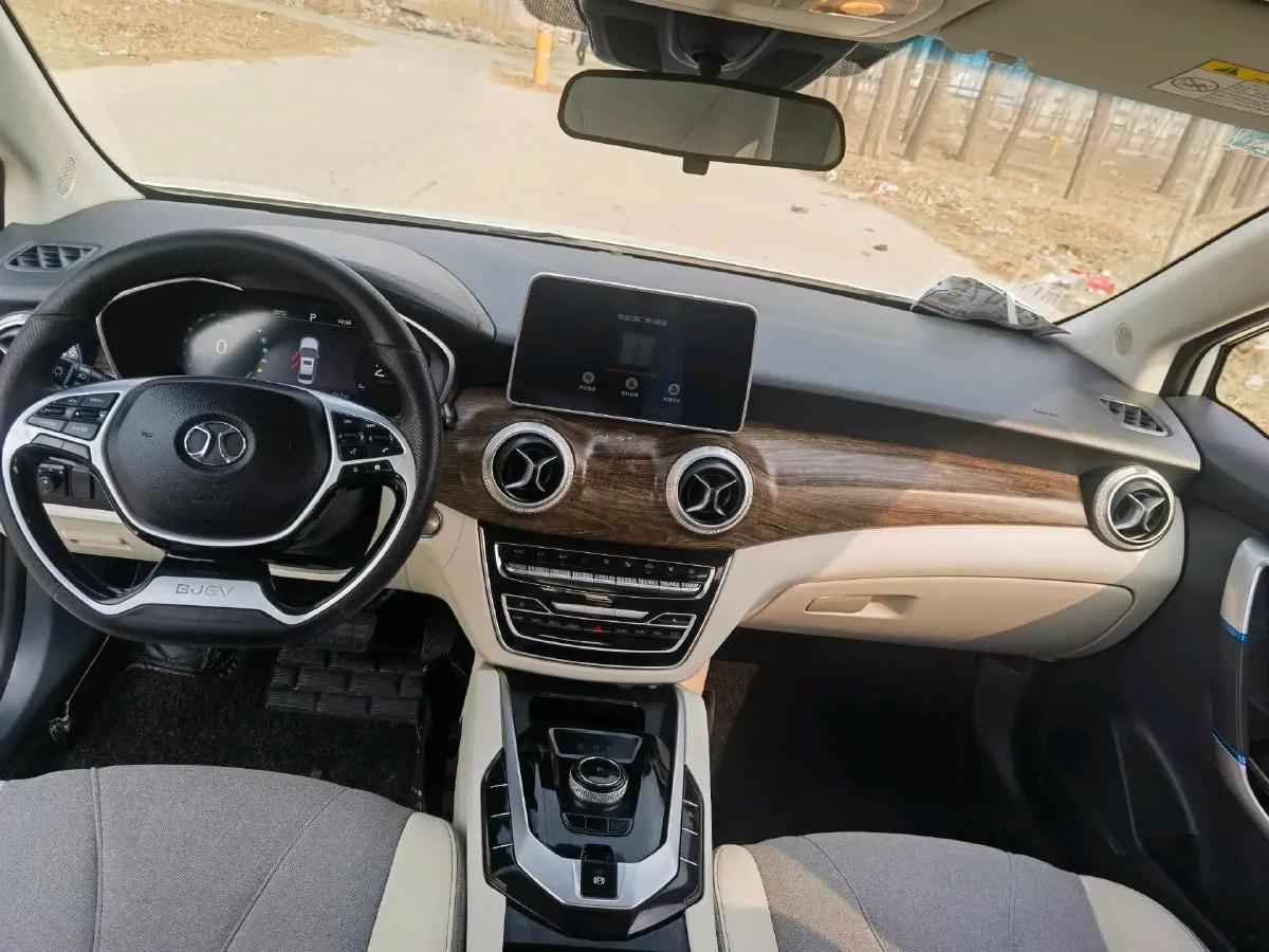 2018 BeiJing Auto EU5 BEV 53.66KWH,autocango,china used car exporter,china ev exporter,chinese used car exporter,chinese used ev exporter