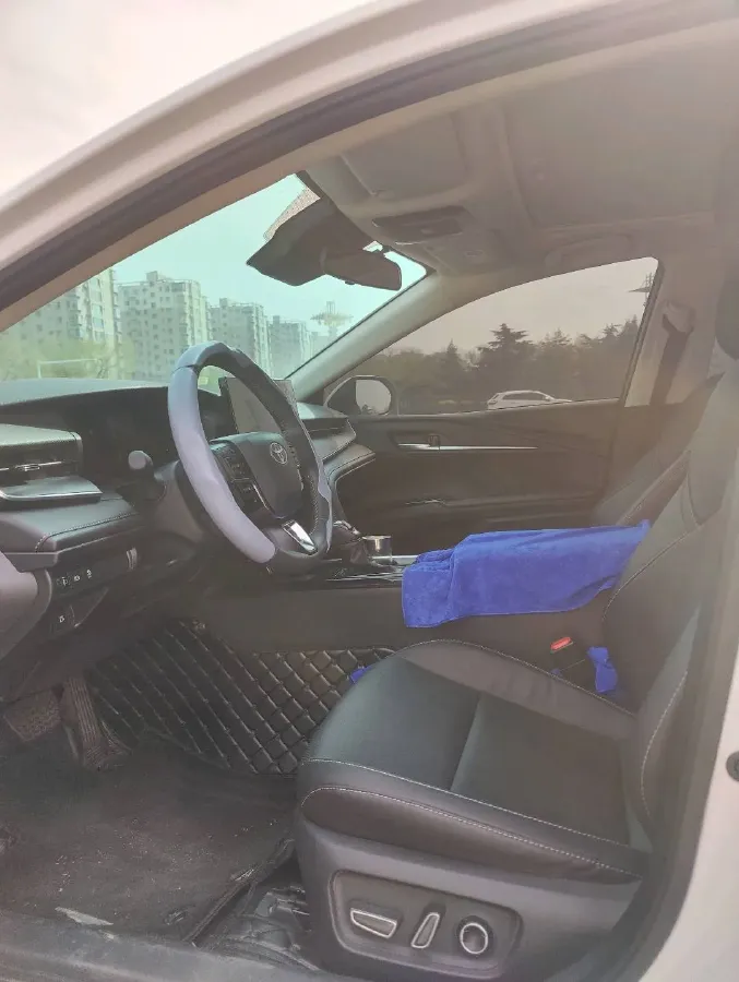 2024 Toyota Camry 2.0L 152HP L4 E-CVT Hybrid,autocango,china used car exporter,china ev exporter,chinese used car exporter,chinese used ev exporter