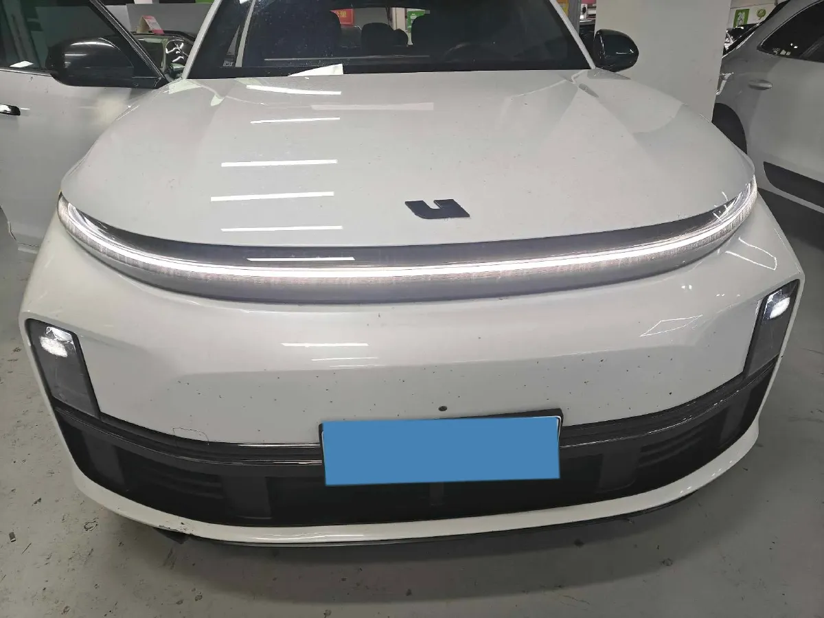 2023 Li L7 Range Extended 154HP REEV 40.9KWH,autocango,china used car exporter,china ev exporter,chinese used car exporter,chinese used ev exporter