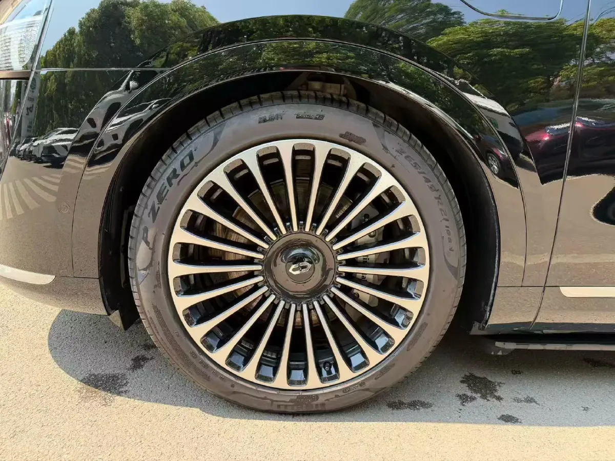 2024 AITO AITO M9 1.5T 152HP L4 REEV 42KWH,autocango,china used car exporter,china ev exporter,chinese used car exporter,chinese used ev exporter