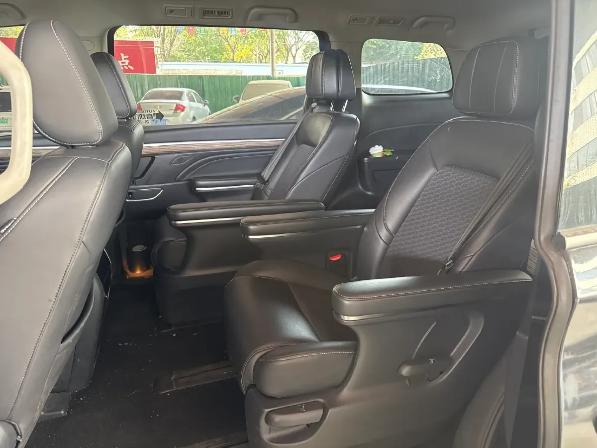 2023 GAC Trumpchi M8 2.0T 252HP L4 8AT,autocango,china used car exporter,china ev exporter,chinese used car exporter,chinese used ev exporter