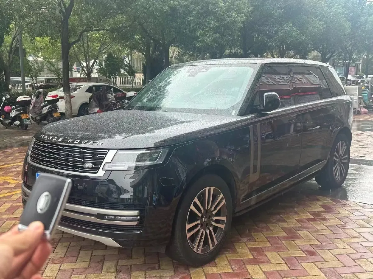 2024 Land Rover Range Rover 3.0T 400HP L6 8AT,autocango,china used car exporter,china ev exporter,chinese used car exporter,chinese used ev exporter
