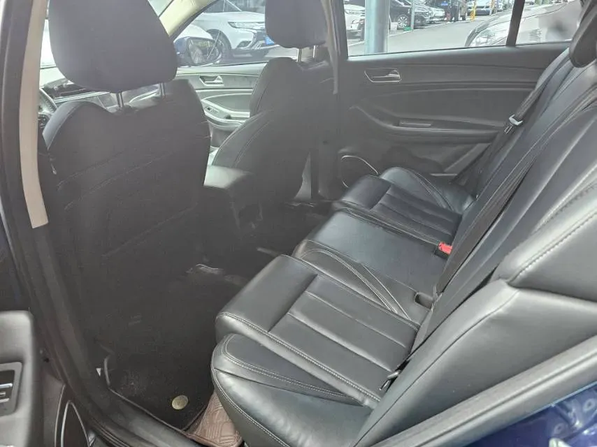 2021 Chery Arrizo 5 Plus 1.5L 116HP L4 5MT,autocango,china used car exporter,china ev exporter,chinese used car exporter,chinese used ev exporter