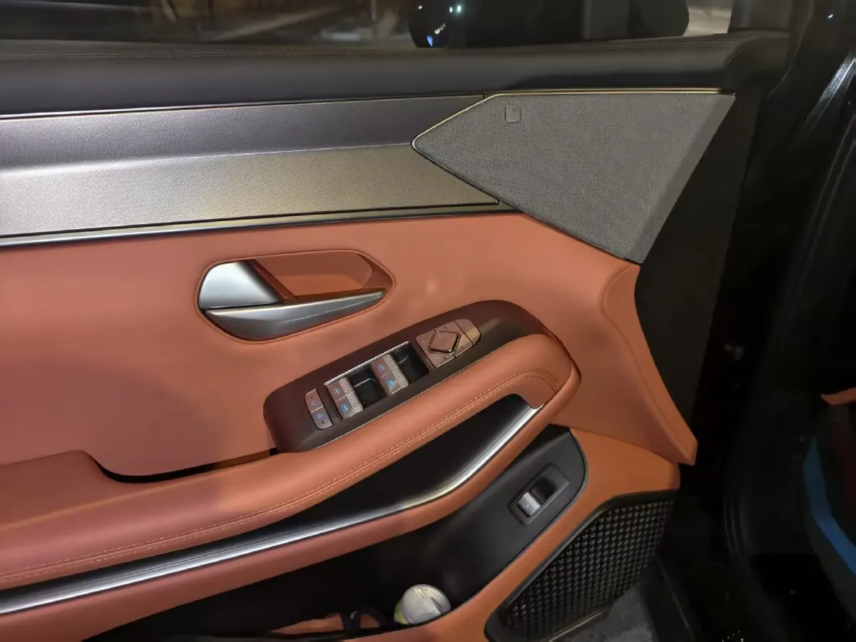 2025 BYD TangL BEV,autocango,china used car exporter,china ev exporter,chinese used car exporter,chinese used ev exporter