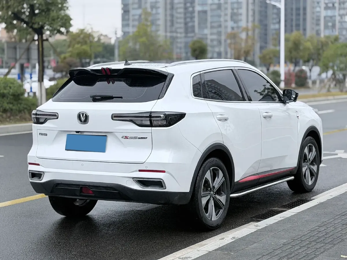 2022 ChangAn Oshan X7 Plus 1.5T 188HP L4 7DCT,autocango,china used car exporter,china ev exporter,chinese used car exporter,chinese used ev exporter