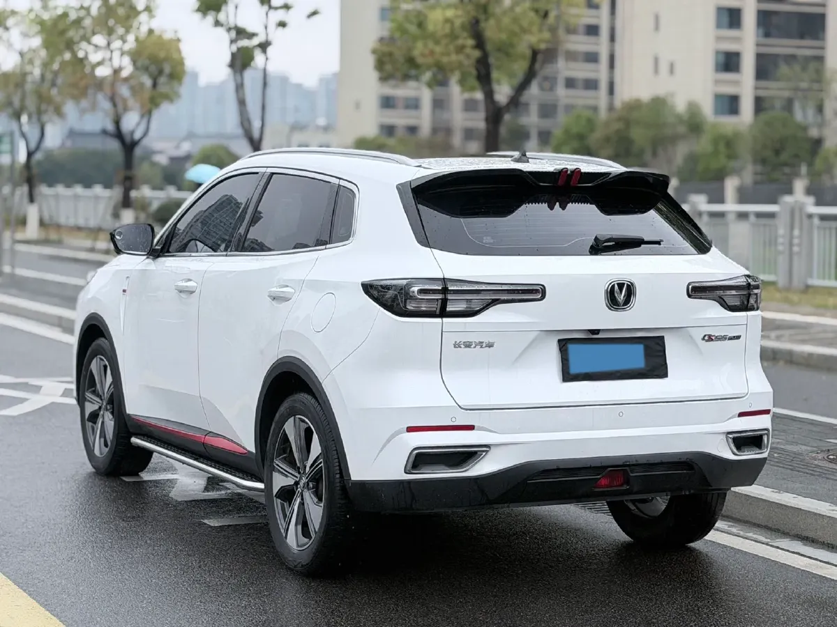 2022 ChangAn Oshan X7 Plus 1.5T 188HP L4 7DCT,autocango,china used car exporter,china ev exporter,chinese used car exporter,chinese used ev exporter