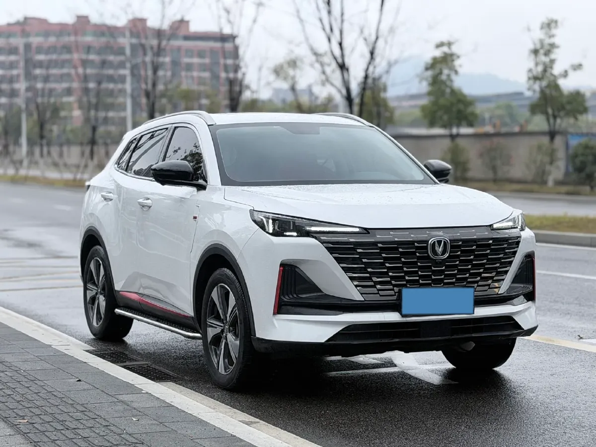 2022 ChangAn Oshan X7 Plus 1.5T 188HP L4 7DCT,autocango,china used car exporter,china ev exporter,chinese used car exporter,chinese used ev exporter
