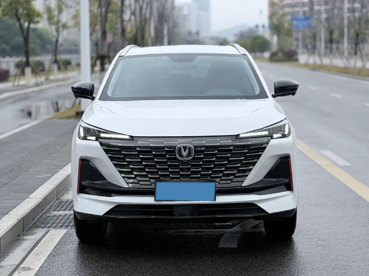 2022 ChangAn Oshan X7 Plus 1.5T 188HP L4 7DCT,autocango,china used car exporter,china ev exporter,chinese used car exporter,chinese used ev exporter