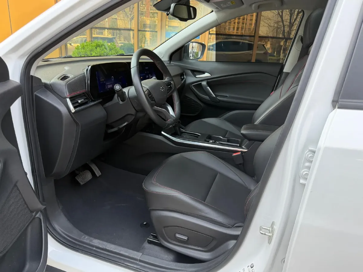 2022 Chevrolet Trax 1.5T 184HP L4 CVT,autocango,china used car exporter,china ev exporter,chinese used car exporter,chinese used ev exporter