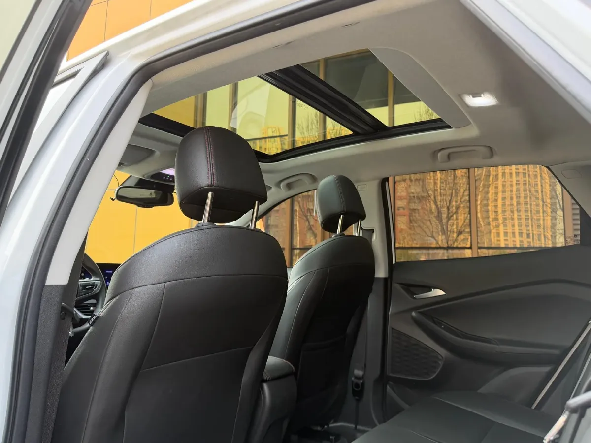 2022 Chevrolet Trax 1.5T 184HP L4 CVT,autocango,china used car exporter,china ev exporter,chinese used car exporter,chinese used ev exporter