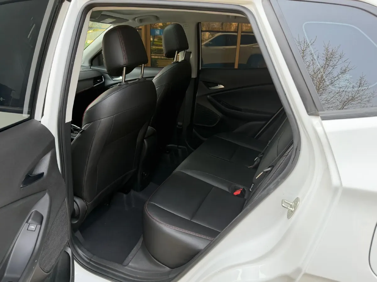 2022 Chevrolet Trax 1.5T 184HP L4 CVT,autocango,china used car exporter,china ev exporter,chinese used car exporter,chinese used ev exporter